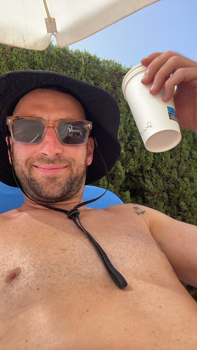 thiswaskenyon's tweet photo. Sitting here thinking what squad number Florian Wirtz is gonna be #CharlieNicholas #ProseccoInPlastic #YNWA https://t.co/SXygd2yusK