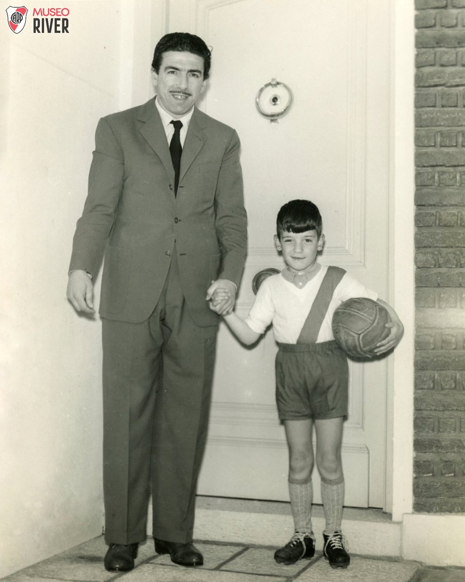 👨‍👦 Una pasión que se hereda. ¡Feliz #DíaDelPadre, riverplatenses! 🤍❤️🤍