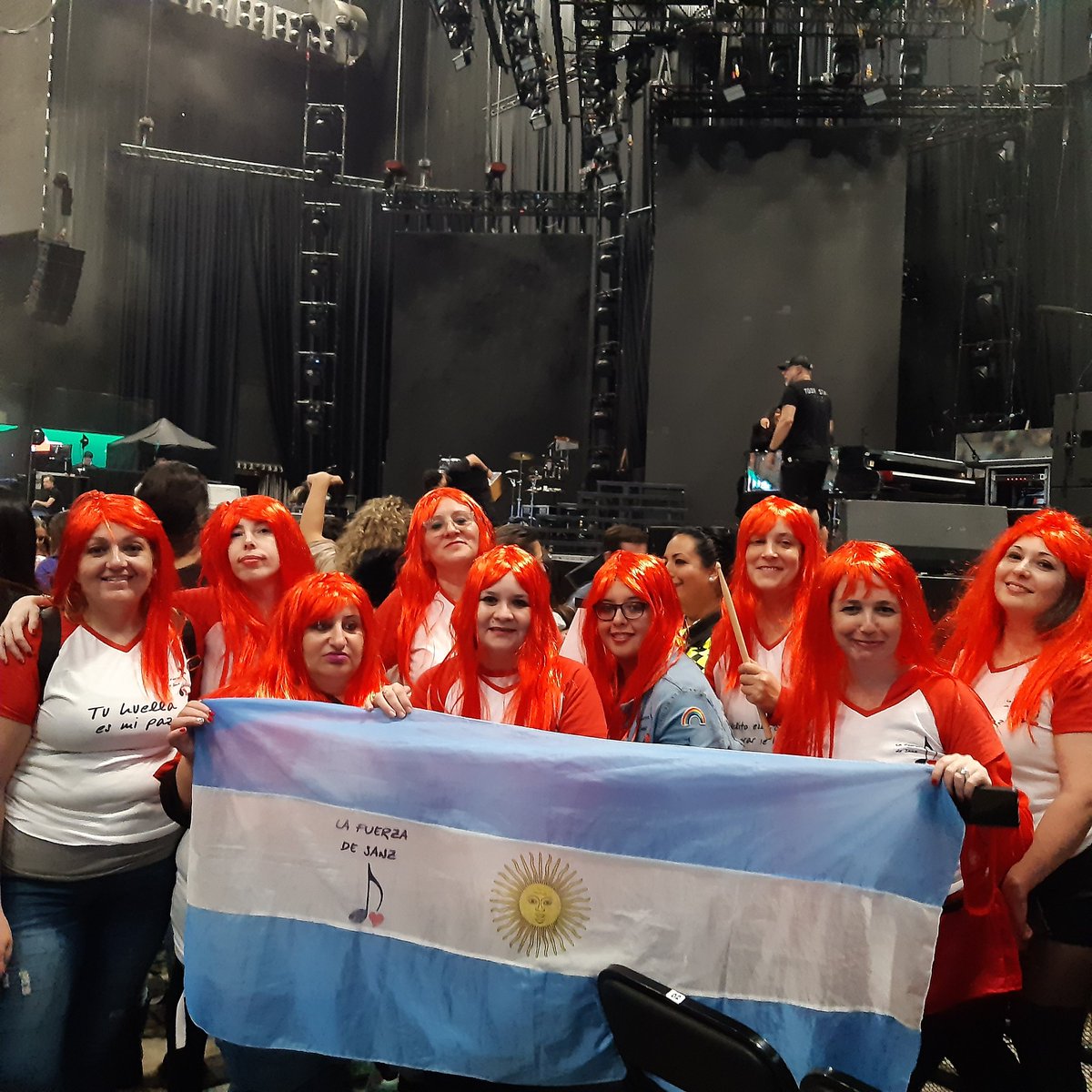 La Fuerza de Sanz AR ♪❤ 🇦🇷 tweet media
