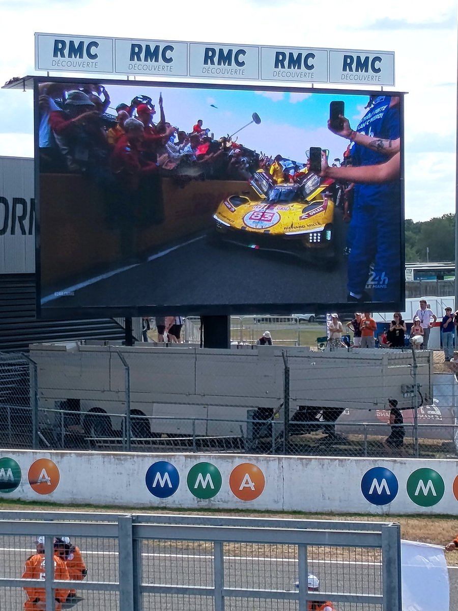 ¡Forza Ferrari! ¡Grande Robert Kubica!
#NerdMans25