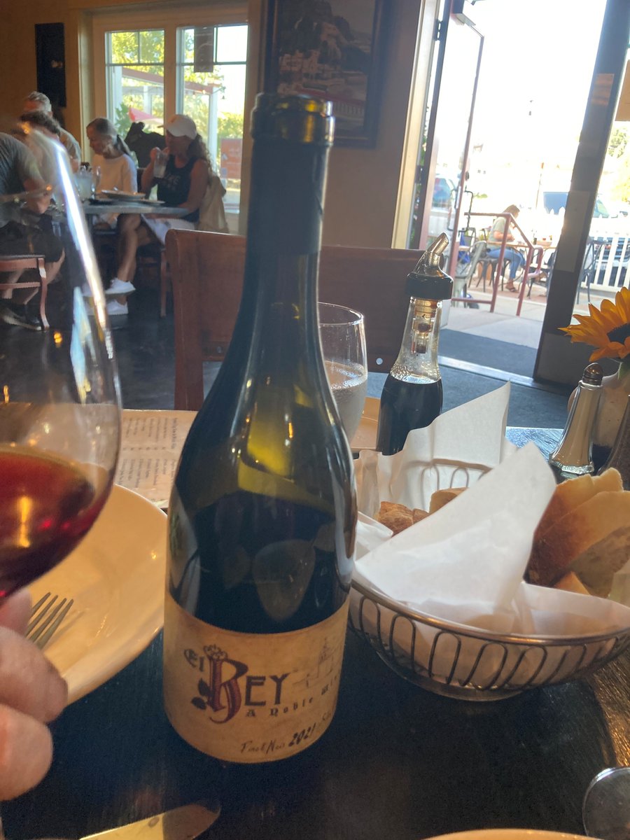 El Rey Wine (@elreywine) on Twitter photo Aways fun to catch up with Alfonso and @TrattoriaUliveto. Look for <a href="/ElReyWine/">El Rey Wine</a> on the menu soon! Aways fun to catch up with Alfonso and @TrattoriaUliveto. Look for <a href="/ElReyWine/">El Rey Wine</a> on the menu soon!