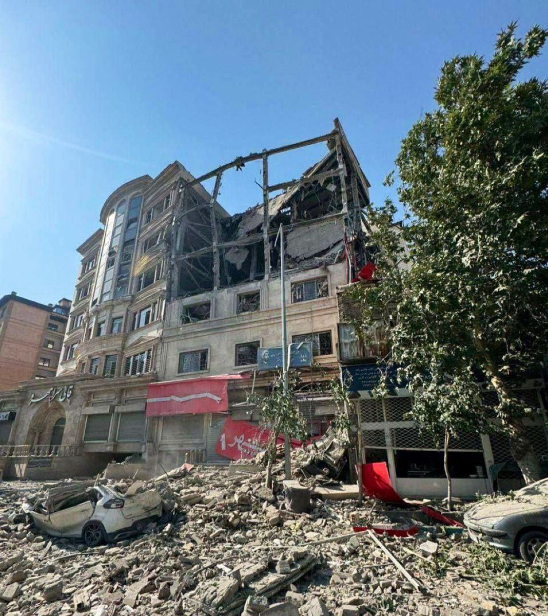 If you’re just waking up, here are some updates from the past few minutes alone!! 

- Iran is rushing to other countries seeking a ceasefire with Israel. Cowards. They talk a big game! 

- The IRGC intelligence headquarters in Tehran needs some renovations. 😂

- Multiple car