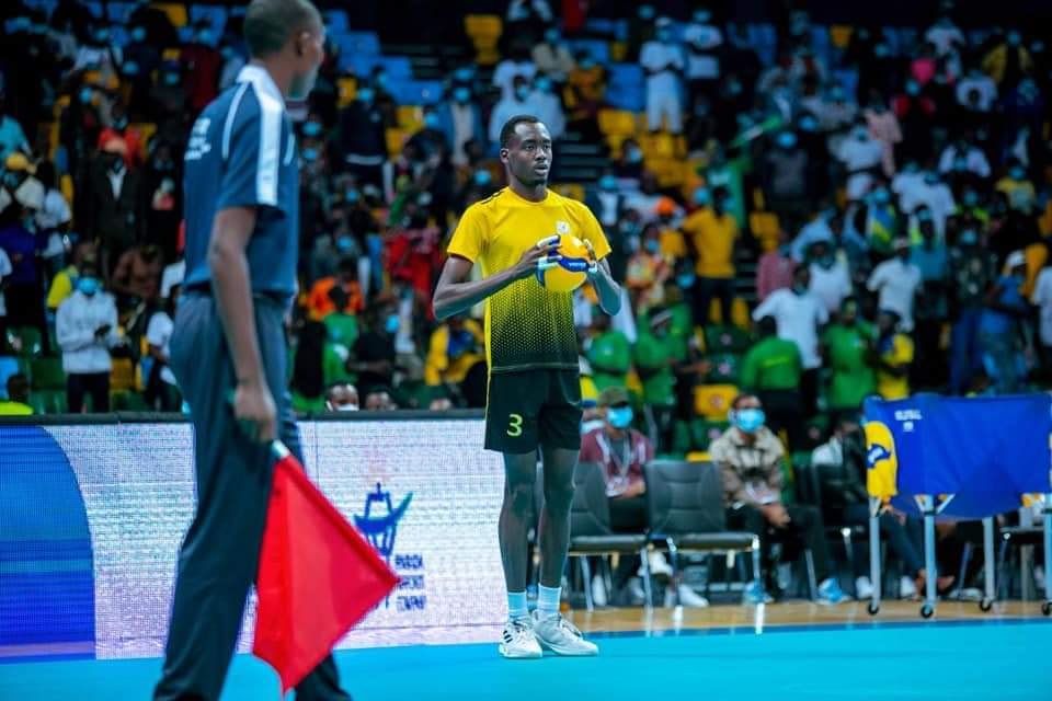 amonb_official's tweet photo. 🚨One day #GMT will ask for water itself 😅… He’s one of the best middle blockers in the region, Call him #SamEngwau🇺🇬 will be in Kigali ahead of Genocide Memorial Tournament 2025. 

But since today isn’t Tuesday, I won’t tell you the team he’s joining just yet 😂. 

Wait for Tuesday, as i promised you.

#KTSports