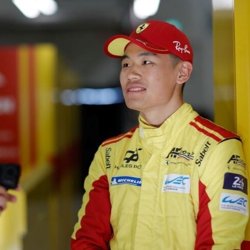 ActuF1FRA's tweet photo. Yifei Ye peut aussi être félicité par tout le peuple français !

Cet homme est arrivé très jeune en France, il a passé le baccalauréat en France, remporté des championnats en France (F4), bref le pilote chinois est aussi un produit français. 🇫🇷🤝🇨🇳

#WEC #24HLEMANS https://t.co/Kvkj6BBIHu