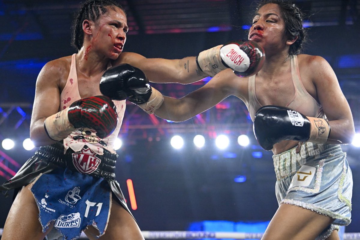 Absolute WAR. <a href="/OTXBoxing/">Overtime Boxing (OTX)</a> 

SO much respect for Leanna Cruz and Regina Chavez for the show they put on Friday night <a href="/2300Arena/">2300 Philadelphia</a> Friday night