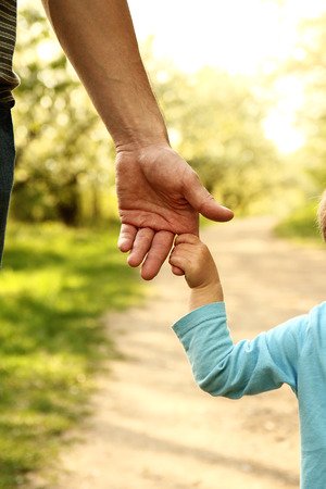 #Edusur <a href="/dmepalmira1/">Educación Palmira 💙</a> 🇨🇺
Felicidades a todos los padres en su día‼️ Desde la Dirección General de Educación le deseamos excelente día.
<a href="/CubaMined/">MINED</a>