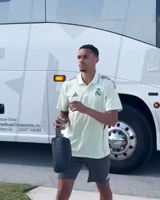 Jude and Trent are here for day 1 of training in USA. 💪⏳