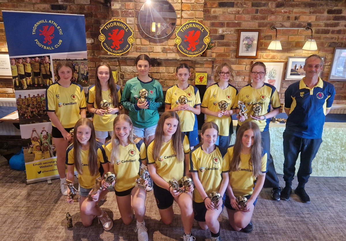 <a href="/ThornhillAthFC/">Thornhill AFC</a> u13 girls Blue 🏆