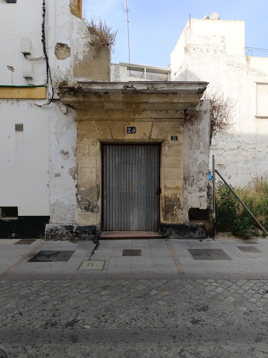 Milena439359766's tweet image. Just read about the invention of the printing press by Gutenberg in 1440��Revolutionized knowledge sharing! Imagine a world without books��#HistoryOfInventions #Innovation #PrintingPress