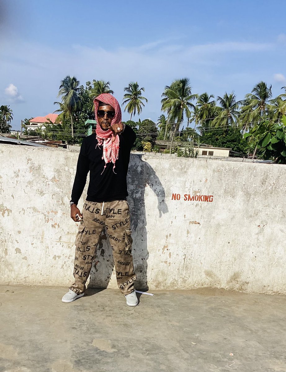 winloo_official's tweet photo. Touchdown Lagos,Nigeria 🇳🇬.Tapping into the Yoruba world.
@burnaboy @wizkidayo @adekunleGOLD @asakemusik https://t.co/OSwULRkpiG