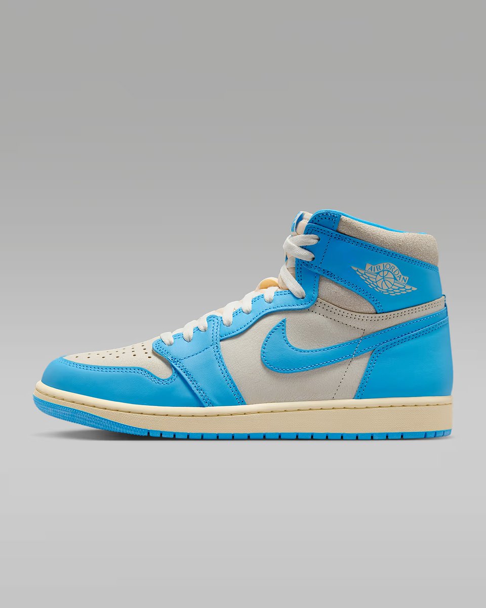 SneakerScouts's tweet image. Air Jordan 1 High OG 'UNC Reimagined' 

Available via @FinishLine |$180| #ad @Jumpman23 

&amp;gt;&amp;gt;&amp;gt; ow.ly/1jyT50W7bjm