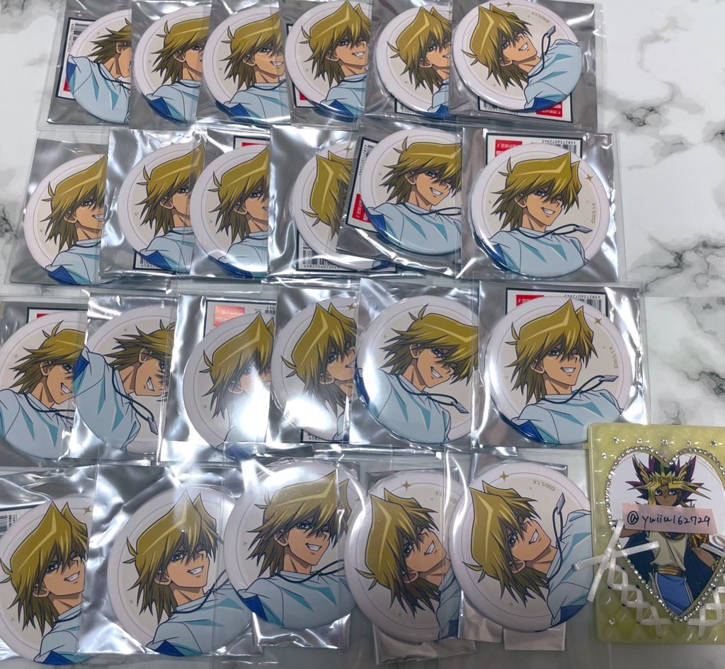遊戯王 遊☆戯☆王 友情編 コラボカフェ本舗 缶バッジ 　アテム　14点 遊戯王 遊☆戯☆王 友情編 コラボカフェ本舗 缶バッジ 武藤遊戯