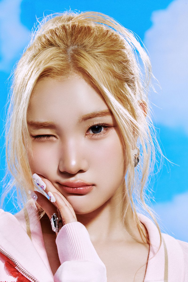 yellow heart 6点まとめ売り Hearts2Hearts 'The Chase' Image Teaser #06 Hearts2Hearts The 1st