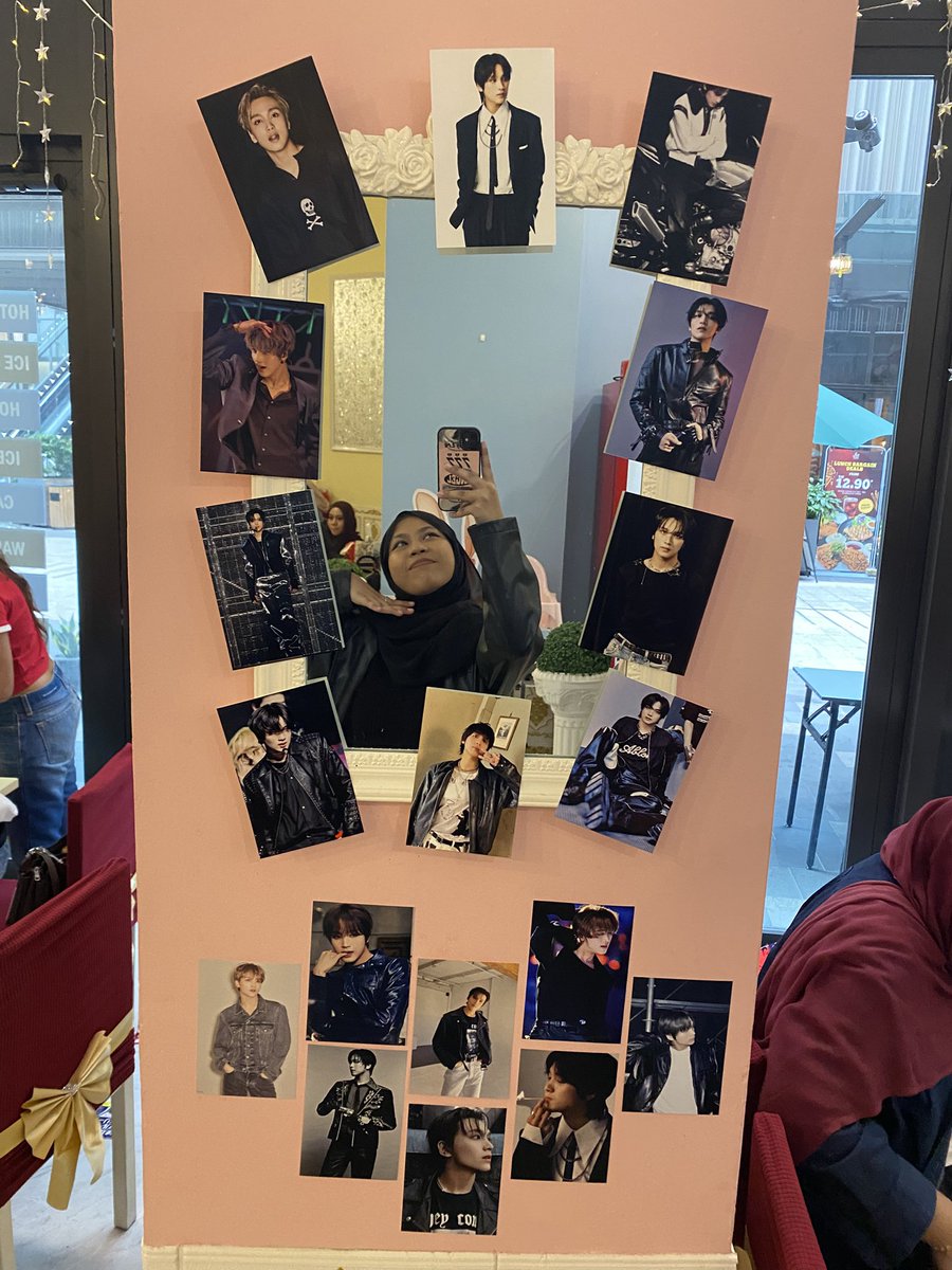 lieya_kd's tweet photo. thank you so much to everyone who came today for Haechan cse #ROCKSTAR25 i’m really happy 🥹🌻 it meant so much to see so many people who love Lee Haechan in one place . i did my best today, and I’ll keep trying to be an even better crew next time! I hope all of you happy 🐻🤎 https://t.co/lX0fvah50l
