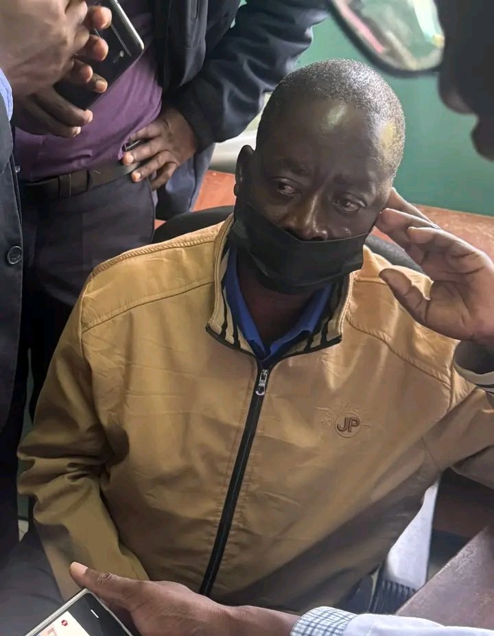 theedeepcut's tweet photo. Happy father's day to Albert ojwangs father on behalf of ojwang😭
#ArrestEliudLagat #JusticeForAlbertOjwang
#ArrestEliudLagatNow https://t.co/lHRxwpjYuf