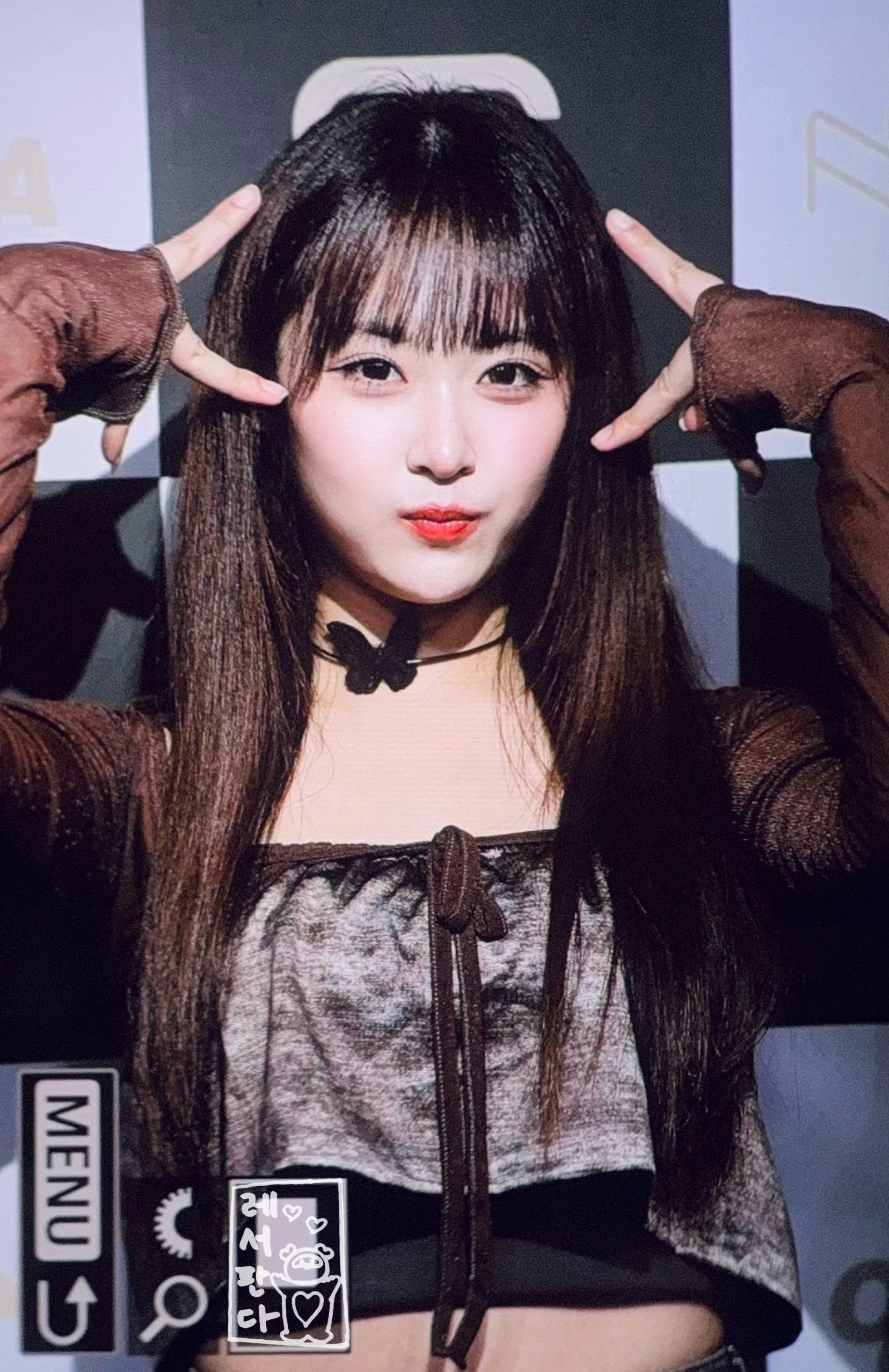 Amazon.co.jp: アイリーワン リリカ 岸田莉里花 ily:1 チェキ