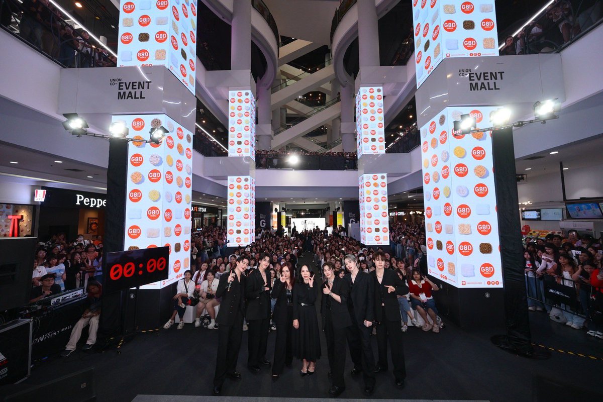 DrAllyBrand's tweet photo. สำหรับ https://t.co/aVPVowaT3x Grand Opening Event วันนี้ต้องขอขอบคุณแฟนคลับทุกท่านที่ให้การต้อนรับกันอย่างอบอุ่นนะคะ หากงานในวันนี้ผิดพลาดประการใดต้องขออภัยไว้ ณ ที่นี้ด้วยนะคะ แล้วฝากติดตามกิจกรรมต่อไปของทางแบรนด์ด้วยนะคะ 💓

#DRAllyGrandOpeningEventXBenzGarfiel
#DRallyGrandopeningxPerthSantaxDomii
#DRAllyxLYKN
