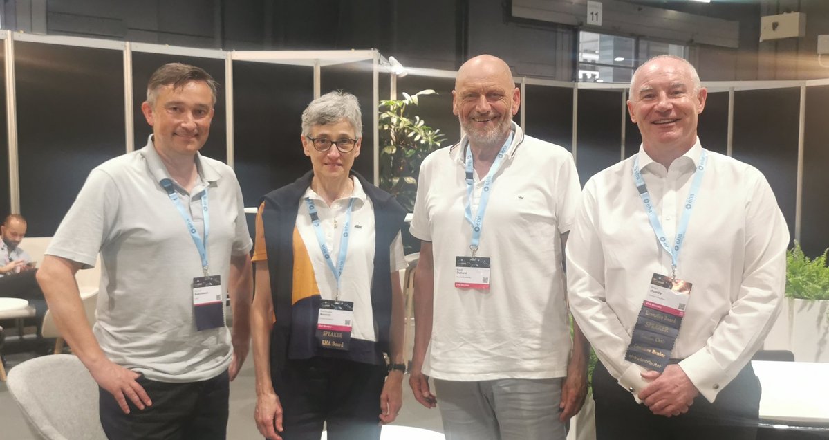 Marcus Buschbeck and Lab (@marcusbuschbeck) on Twitter photo It is a great honor and greater responsibility to take over the chair of the <a href="/EHA_Hematology/">European Hematology Association</a> research committee from Brian Huntly and <a href="/DelwelRuud/">Ruud Delwel</a>.
Together with Dominique Bonnet I will lead the committee dealing with all aspects of research at <a href="/EHA_Hematology/">European Hematology Association</a>. It is a great honor and greater responsibility to take over the chair of the <a href="/EHA_Hematology/">European Hematology Association</a> research committee from Brian Huntly and <a href="/DelwelRuud/">Ruud Delwel</a>.
Together with Dominique Bonnet I will lead the committee dealing with all aspects of research at <a href="/EHA_Hematology/">European Hematology Association</a>.