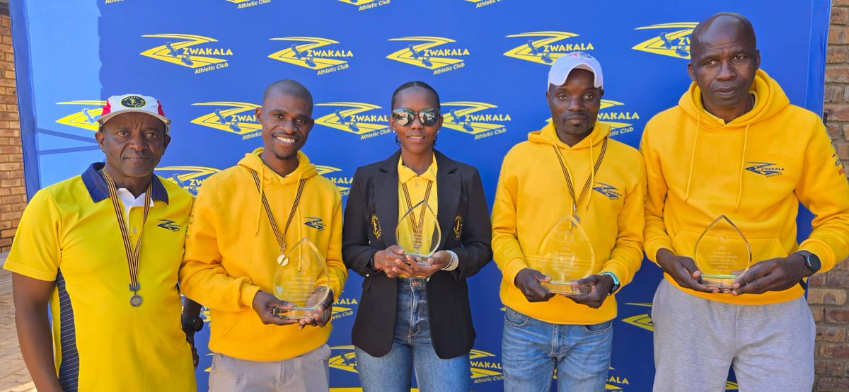 ZwakalaAthletic's tweet photo. ZwakalaAc celebrating running monate https://t.co/vFu9hVW3NZ