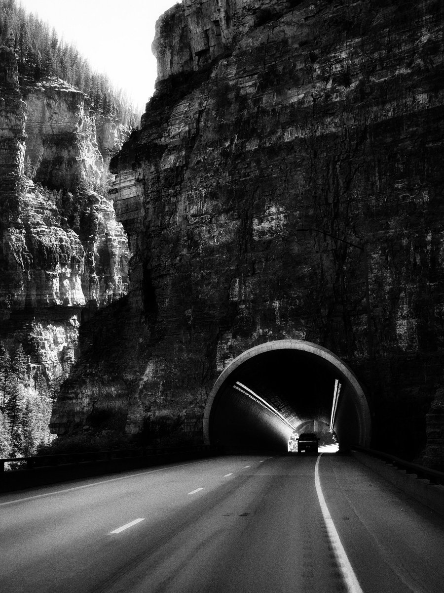 hanging lake tunnel.