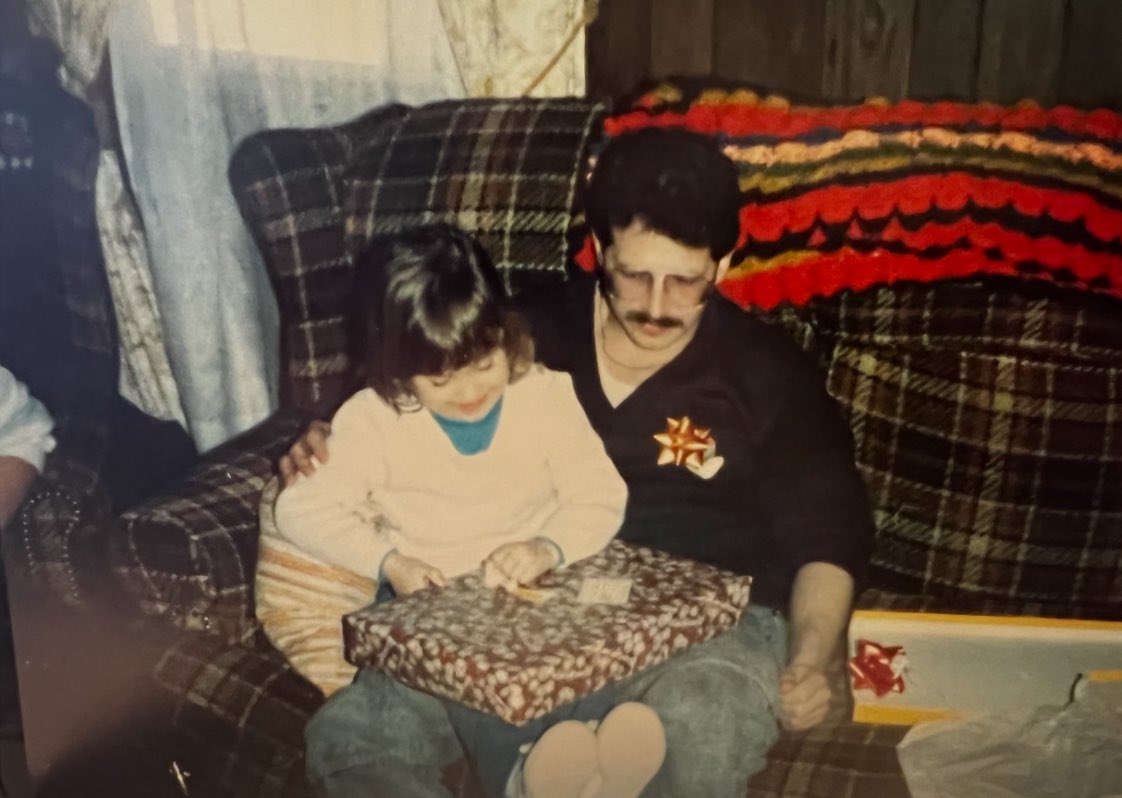 same_center's tweet photo. Happy Father’s Day to all dads today. In especially those girl dads. 💛

#FathersDay2025  #GirlDads https://t.co/8klkGTnpnK