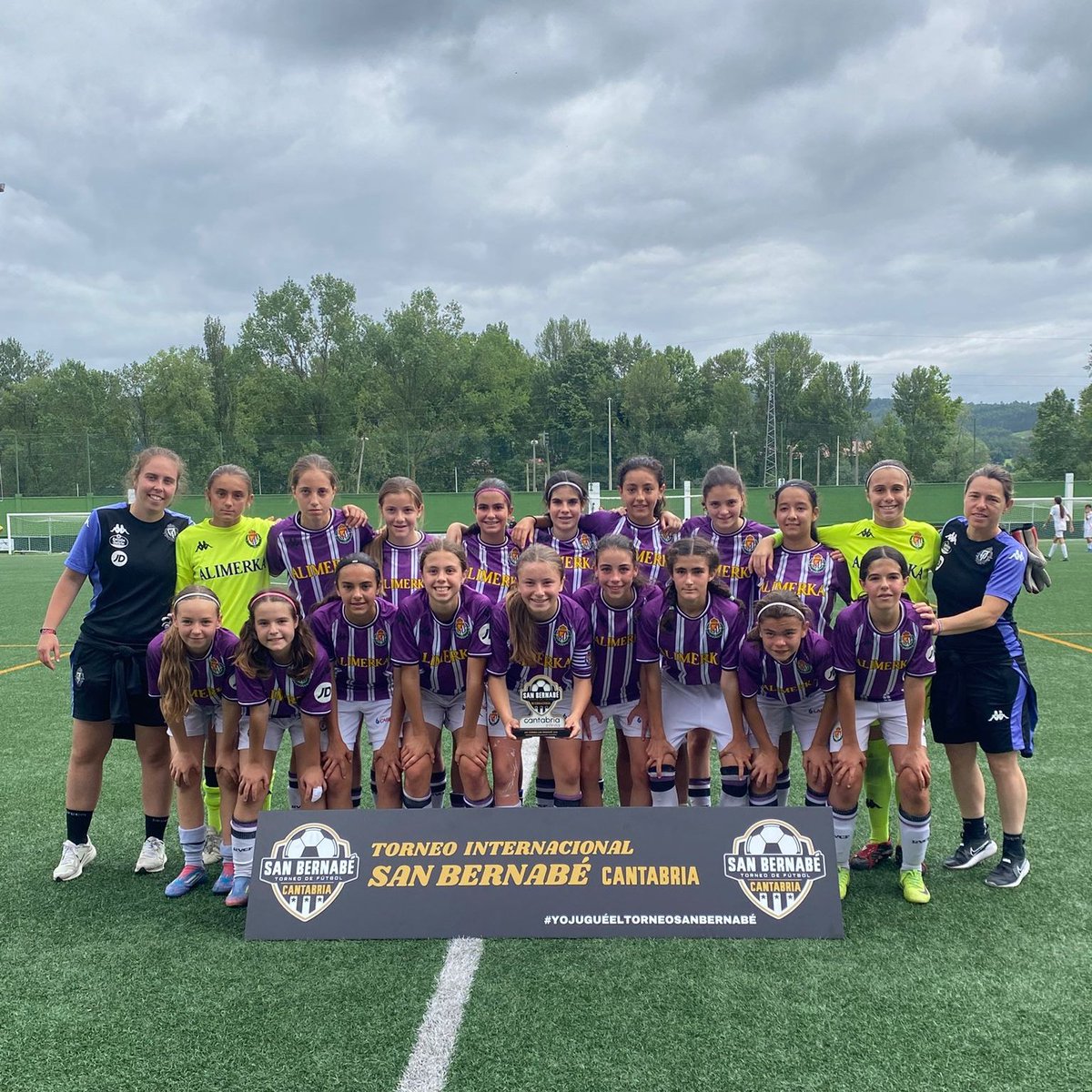 🙌🏻💜 Hasta aquí el camino cántabro.

Nuestras infantiles cayeron en semifinales ante el Sporting de Portugal (2-0), en el Torneo Internacional San Bernabé.

¡Gran papel en este prestigioso campeonato! La cantera del #RVFemenino sigue creciendo 👣

#pucela