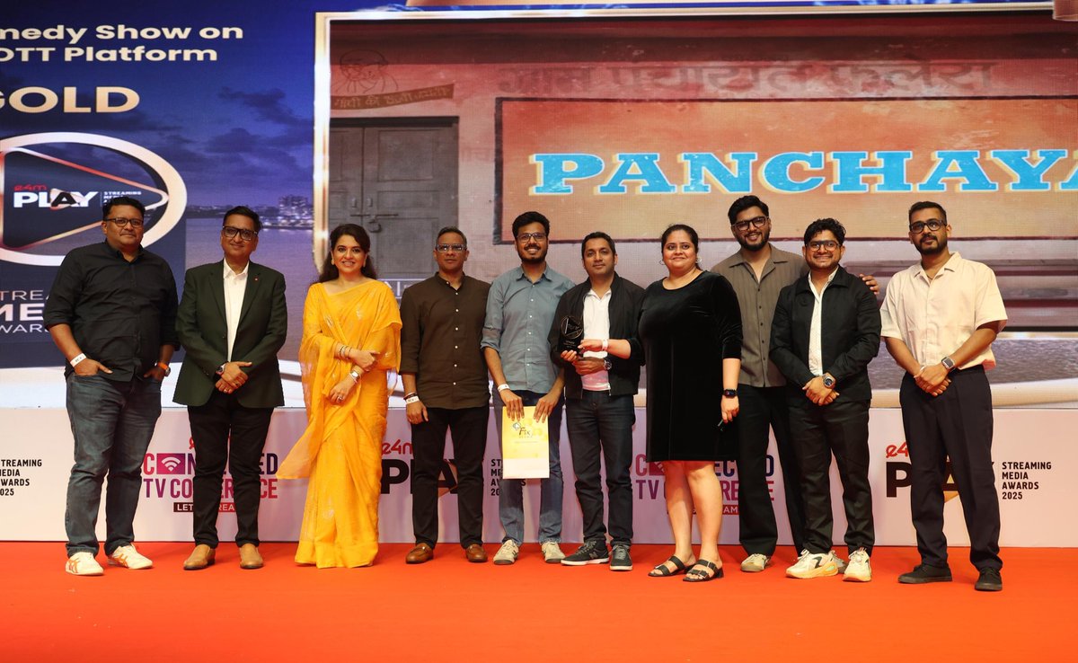 Shaina Chudasama Munot (@shainanc) on Twitter photo Honoured to present awards to the talented actors and content creators from the entertainment industry at the #e4mPlayAwards 2025 in Mumbai.
Kudos to all the winners for their creativity and impactful contributions in shaping the world of entertainment!
<a href="/e4mtweets/">exchange4media group</a> Honoured to present awards to the talented actors and content creators from the entertainment industry at the #e4mPlayAwards 2025 in Mumbai.
Kudos to all the winners for their creativity and impactful contributions in shaping the world of entertainment!
<a href="/e4mtweets/">exchange4media group</a>