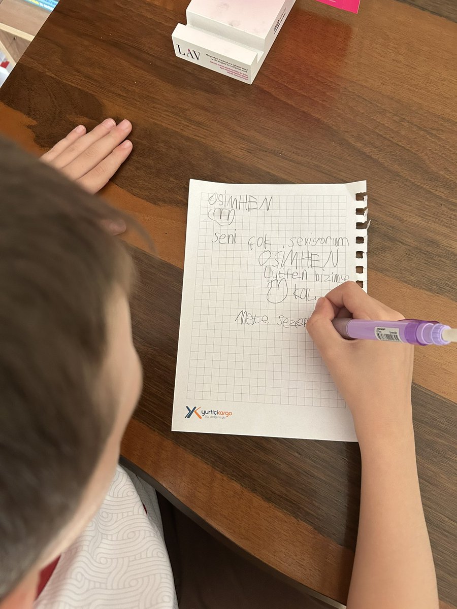 My son's message to <a href="/victorosimhen9/">Victor Osimhen</a>…
💛❤️🫶🏻🦁📮