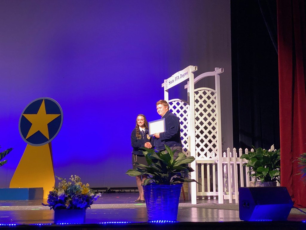 Please help us congratulate William Fleenor for earning the prestigious Virginia FFA State Degree at the 99th State Convention! This top honor recognizes his leadership, service, and dedication to agriculture. Way to go, William!  #WeAreCuCPS