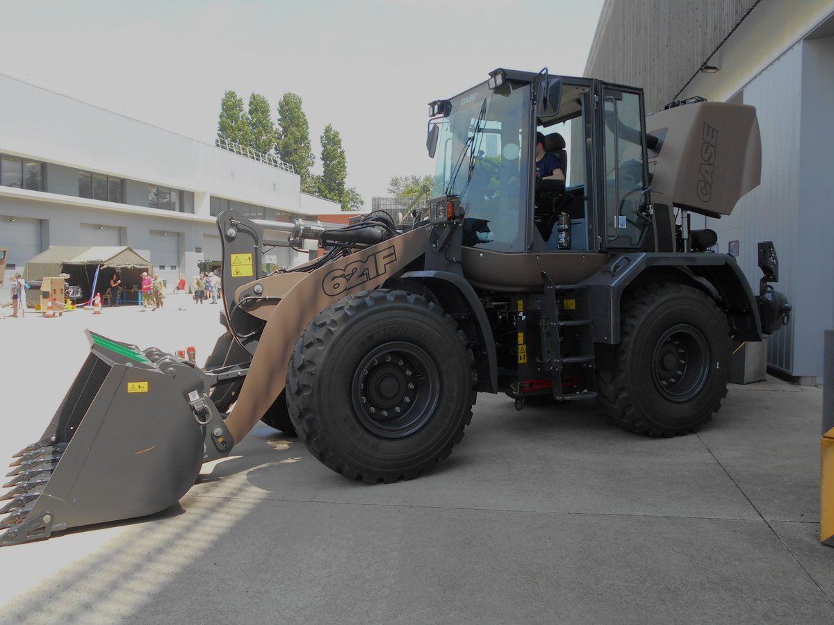 pascalbtr's tweet image. #JPOEMB25 - Génie
EGRAP - Engin du génie rapide de protection (en cours de remplacement)
Chargeur à roues