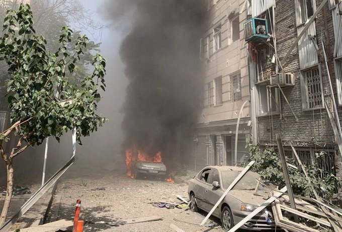 MossadMoron's tweet image. Good old fashioned israeli terrorism.
Pat on the back Shlomo, pat.. on.. the.. back.