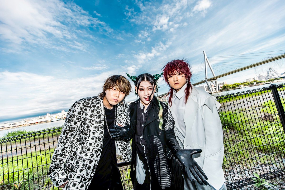 KtjmDX's tweet image. DUARHYTHMツアー
福岡、札幌、そして今日大阪が終わりました!
1公演ずつしっかり反省会して確実に成長しているから、見届けてくれ!!
メンバーとスタッフみんなで最高のステージを届けられるようにする!!!
来た人後悔させない!!!
ツアーファイナルには最強になってるかもね。