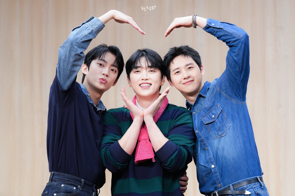 오늘은 뵤녜뾰 맏형 신우 생일 🧸💚

#신생챙_신우_생일축하_챙기자
#HAPPY_TELEPACNUDAY

신뽀 생일 축하해 행복하자 ‼️