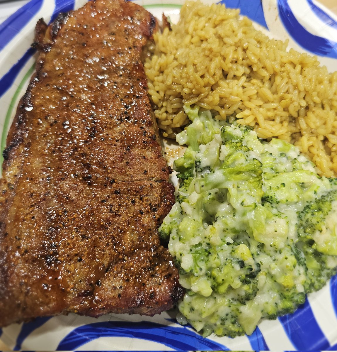 keeper2481's tweet photo. When you work on Father's Day you just have to fire up the #RecTeq and make your own steak. https://t.co/xiYvchlj8c