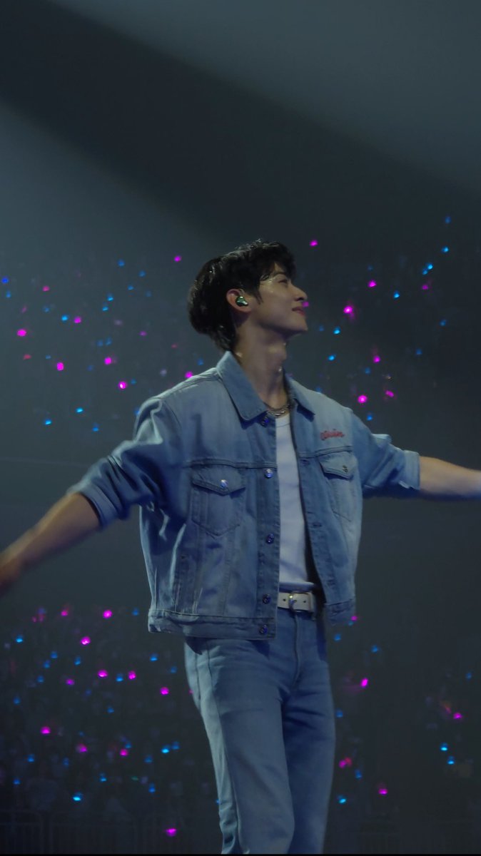 usapipi2016's tweet photo. 260608
 
Tha 4th ASTROAD [Stargraphy]

 #이스트로  #Astro
 #차은우  #CHAEUNWOO  #チャウヌ https://t.co/XnGORdSQrM