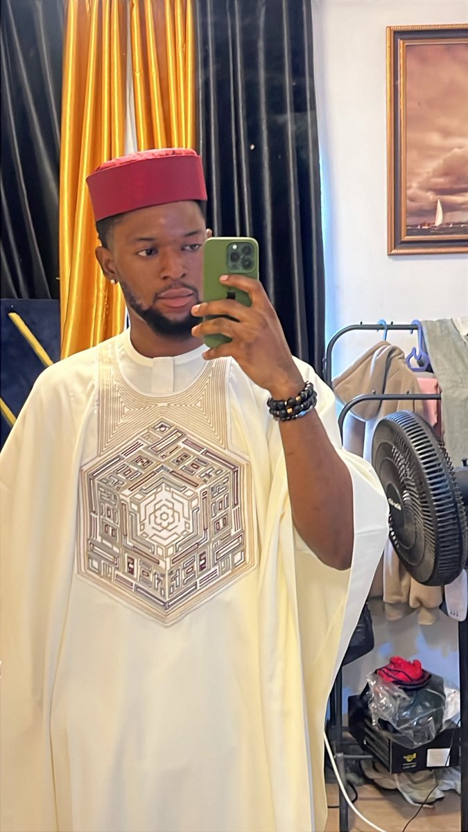fdcxhg27's tweet image. Yoruba Demons 😈
 #Lagosigbohangout