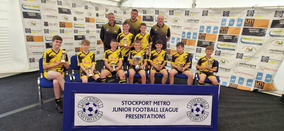 Great to see our U12s and U13s collecting their league winners trophies today at the Stockport Metro league presentation. 
Well done teams.
⚽️🖤💛⚽️ 
#upthemillers
#withyouharrylad