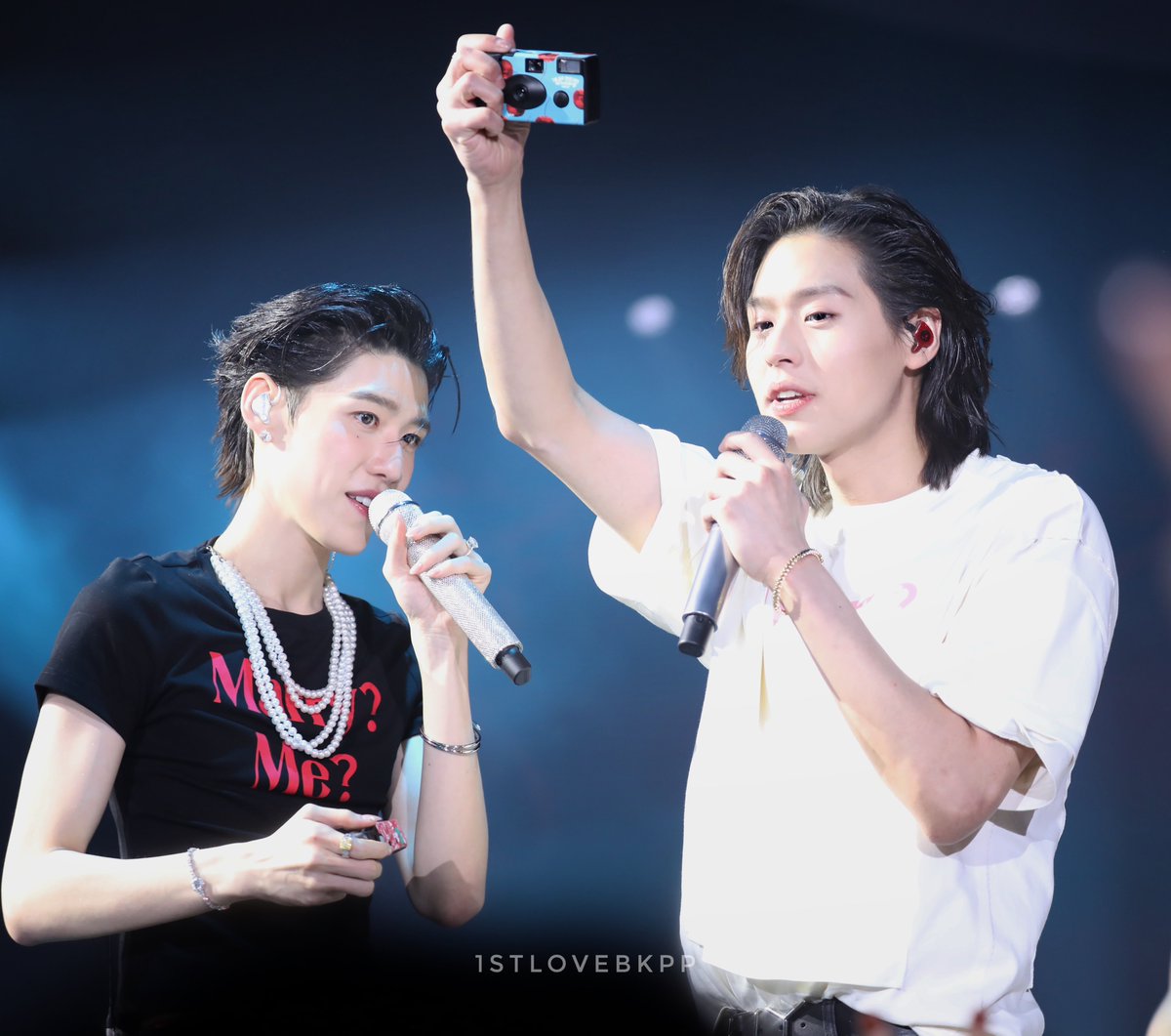 1stloveyunjae's tweet photo. แหวนสวยมากค่ามาดาม ซื้อเองก็ได้ ผู้ชายซื้อให้ก็ดี เริ่ดๆๆๆๆๆ #BKPPWeddingConcert_D3 https://t.co/jBnIYCMBXa