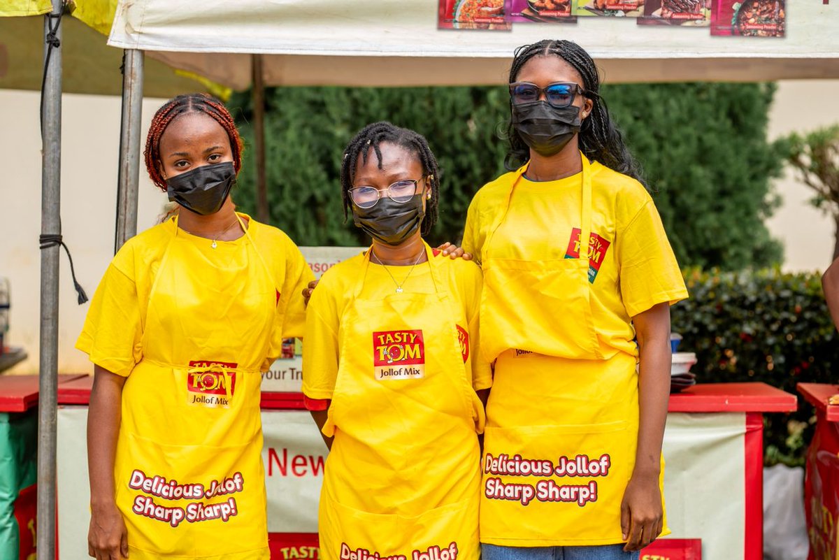 🔵⚪🔴CoHSS COOKATHON🔵⚪🔴
🤩😍A showcase of culinary creativity and inter-faculty spirit.

Here’s a glimpse of our incredible contestants as they battled it out in the CoHSS Cookathon with Tasty Tom, blending teamwork, tradition, and taste in the most exciting way.

#CoHSSCooks