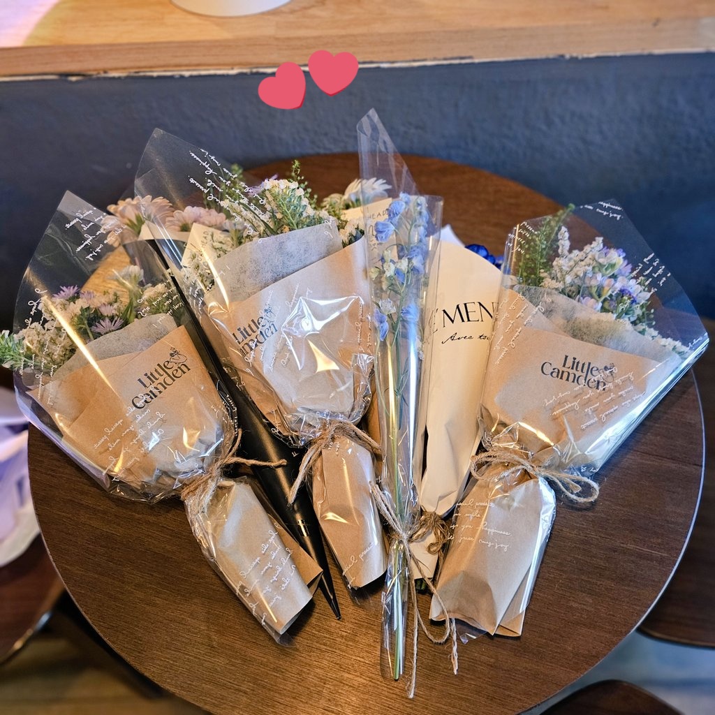 onlyechani's tweet photo. 먹먹 후기글🥹 감사했습니다.....🙇‍♀️🙇‍♀️🙇‍♀️🙇‍♀️🙇‍♀️ https://t.co/fqmQyX8CeZ
