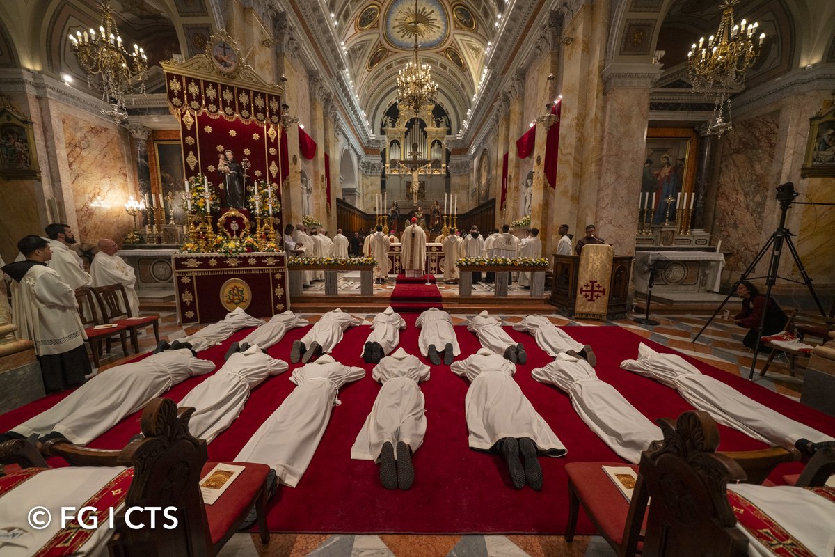 custodiaTS's tweet image. Diaconal ordinations: service as a reflection of the Trinity
Full article here:
custodia.org/en/news/diacon…