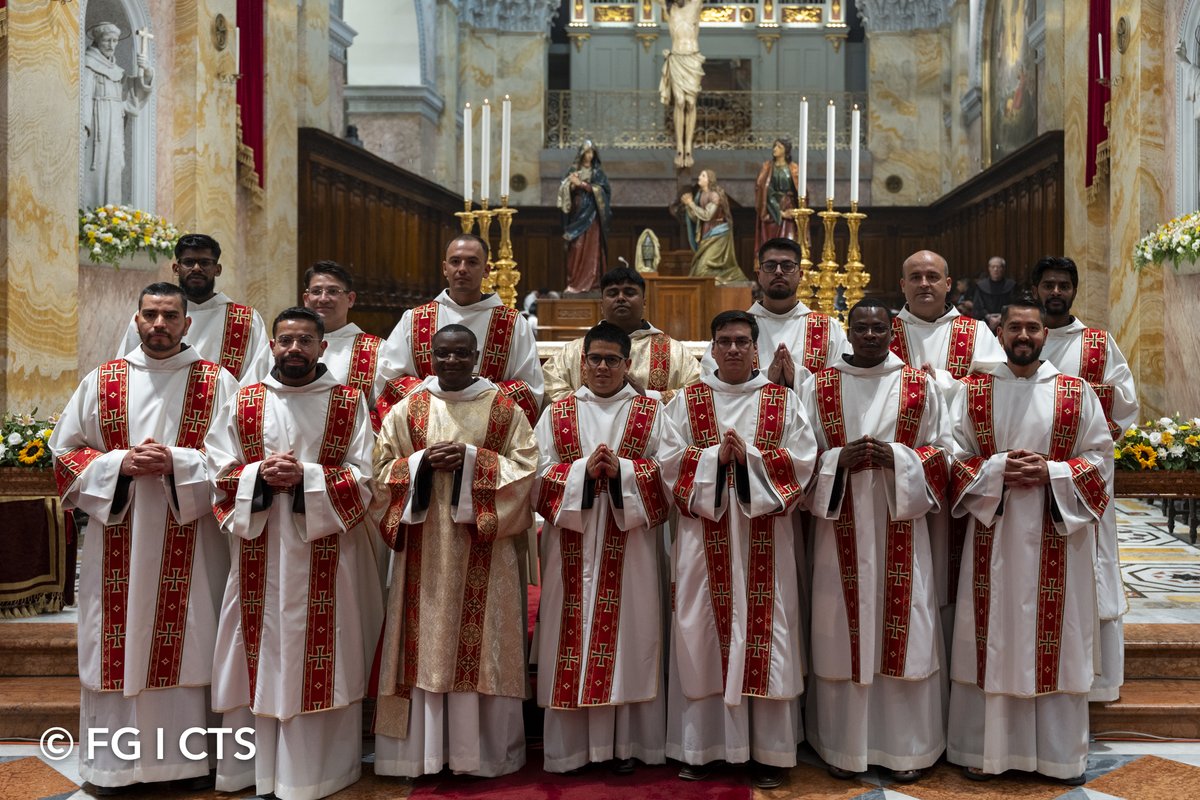custodiaTS's tweet image. Diaconal ordinations: service as a reflection of the Trinity
Full article here:
custodia.org/en/news/diacon…
