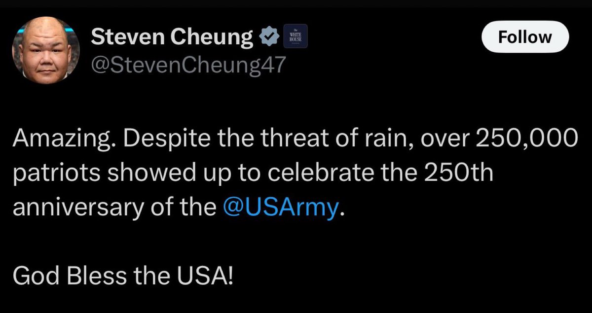 200,000 people were dressed as empty aluminum benches.