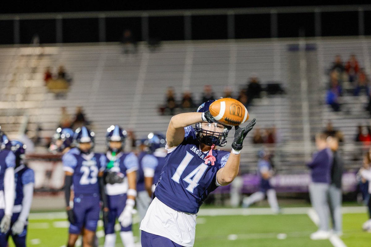jacob mazzocco (@jmazz11) on Twitter photo 2027 SAF Jacob Mazzocco
- 4.35 GPA
- 6’1 190
- 75” wingspan
- 10.0” hand size
- Returning 6A Varsity starter
- ✉️ mazzoccojacob@gmail.com
- 📞 210-265-7555
- DM’S ARE OPEN
Film: hudl.com/v/2RUEPf 2027 SAF Jacob Mazzocco
- 4.35 GPA
- 6’1 190
- 75” wingspan
- 10.0” hand size
- Returning 6A Varsity starter
- ✉️ mazzoccojacob@gmail.com
- 📞 210-265-7555
- DM’S ARE OPEN
Film: hudl.com/v/2RUEPf