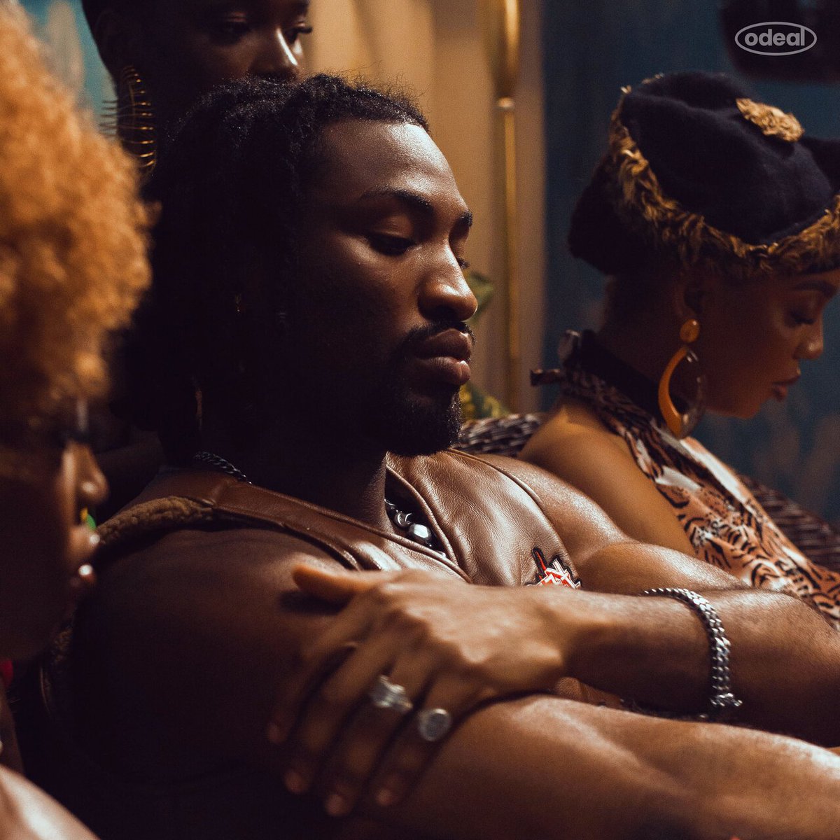 HeisFit's tweet image. Listening to Sunday At Zuri's by Odeal tidal.com/browse/album/3…