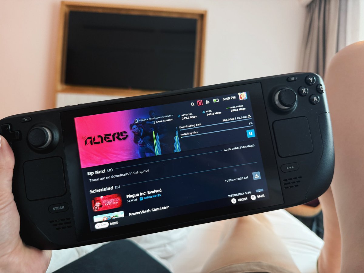 After 3 days of Pyrkon I finally found the time to download <a href="/altersgame/">The Alters | OUT NOW 🐑</a> 🙌

I only heard good things, can’t wait to dive in! 💖 Congrats <a href="/11bitstudios/">11 bit studios | The Alters OUT NOW</a> 😊