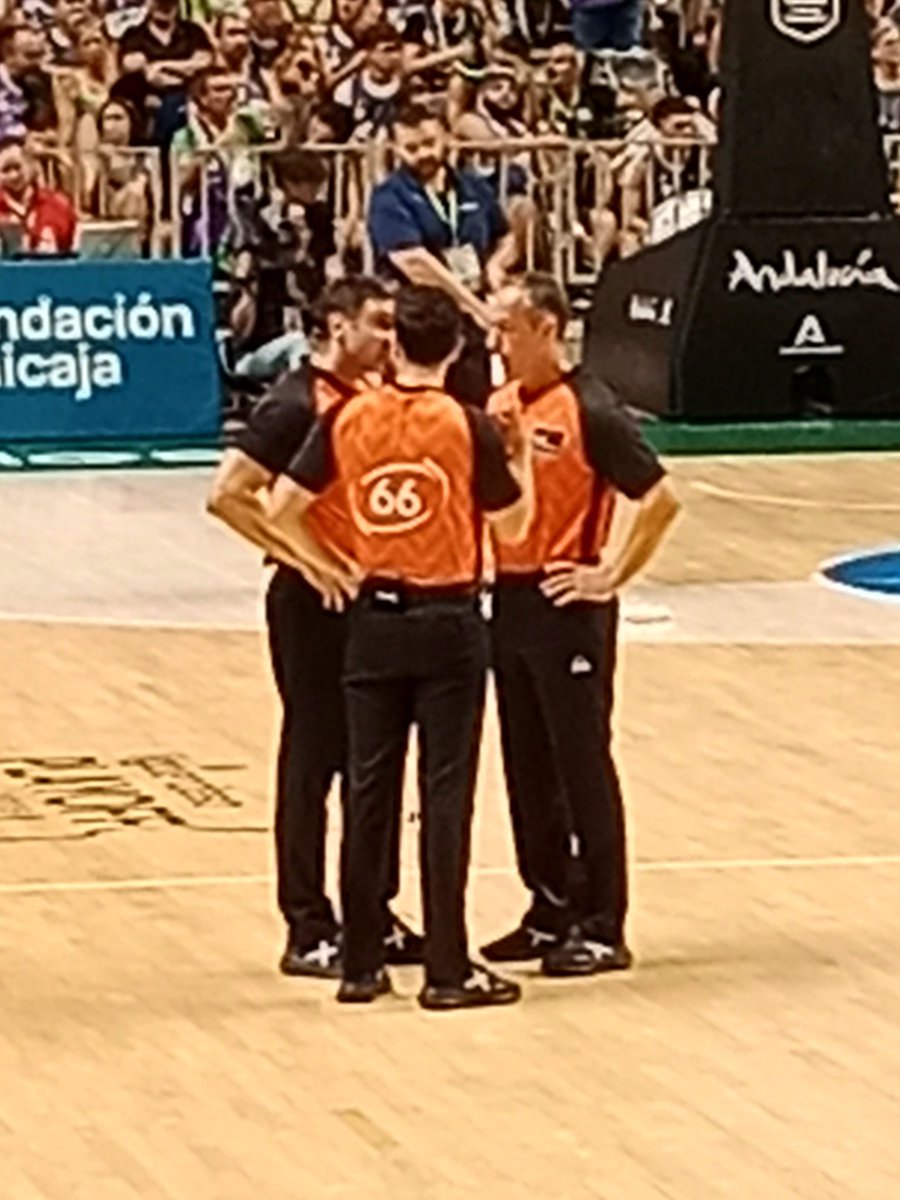 J_A_Beltran_'s tweet image. Koldo, Ábalos y Cerdán.