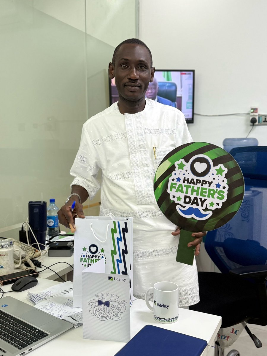 fidelitybankplc's tweet photo. Have you picked up a gift for the father figure in your life today?
There’s still time to make his day unforgettable with your Fidelity VISA Signature Card.

#FathersDay #CelebrateDad #FidelityBank #VisaSignature #GiftsThatMatter https://t.co/kGNYgfi25U