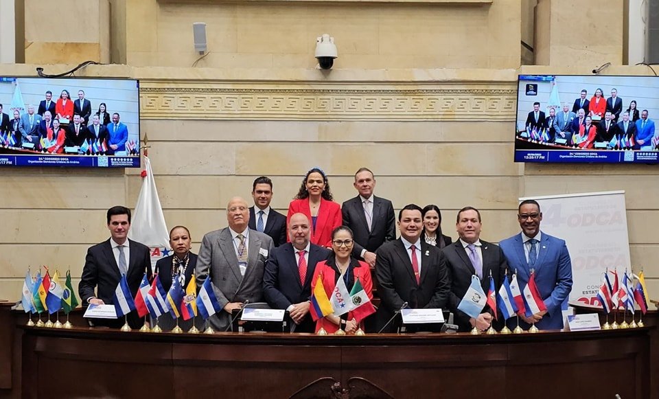 YaxysCires's tweet photo. La @ODCA, reunida en su 24° Congreso en Bogotá, Colombia, aprobó una resolución contundente sobre la grave crisis de DDHH en la isla. Con al menos 760 prisioneros políticos, la situación es alarmante. Hilo 👇 #CubaLibre #DDHHCuba https://t.co/Gx2Lrp4n9I