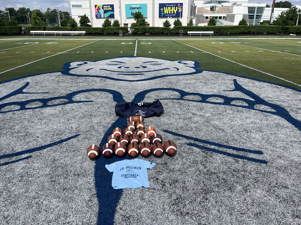 Less than 24 hours until we welcome 110 grade schoolers at our AMDG skills and drills football camp for the week-best week of the year!! #USWAG
